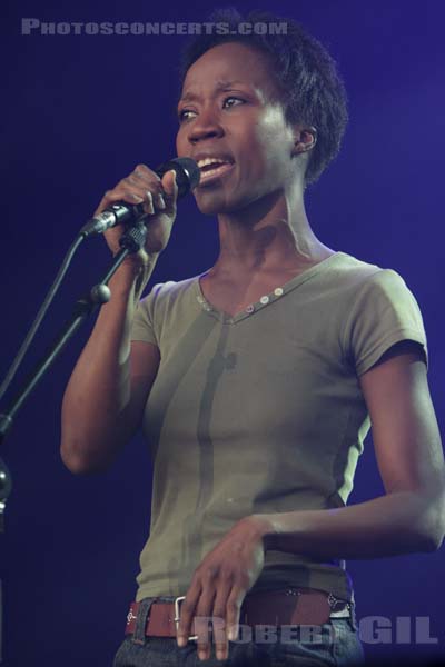 ROKIA TRAORE - 2008-06-21 - VINCENNES - Chateau de Vincennes - 